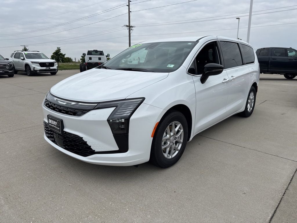 2027 Chrysler Pacifica PACIFICA SELECT