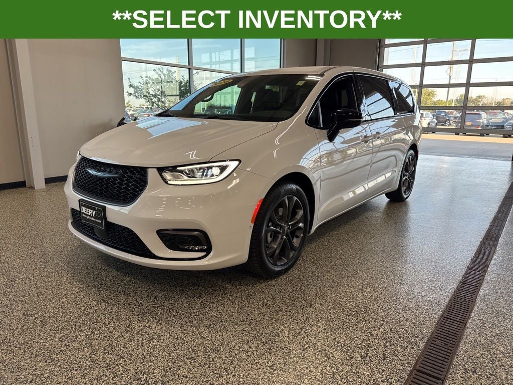 2026 Chrysler Pacifica PACIFICA SELECT