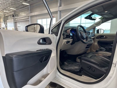 2020 Chrysler Voyager LXI