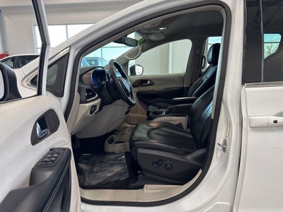 2020 Chrysler Voyager LXI