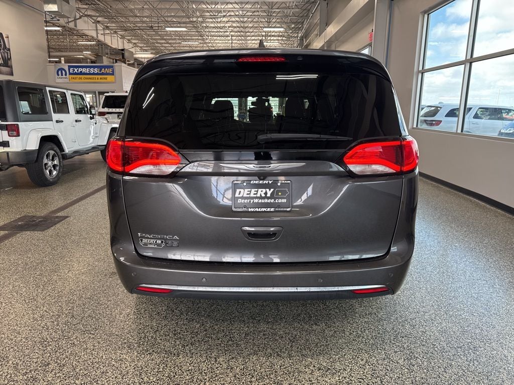2020 Chrysler Pacifica 35th Anniversary Touring L Plus