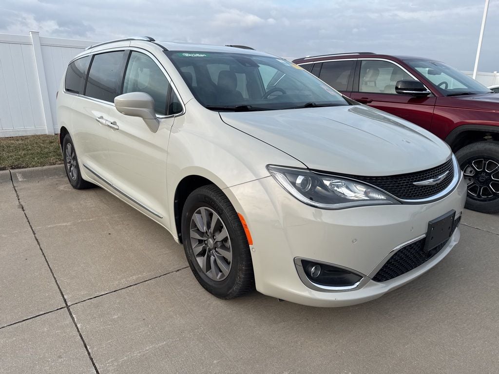 2019 Chrysler Pacifica Touring L Plus