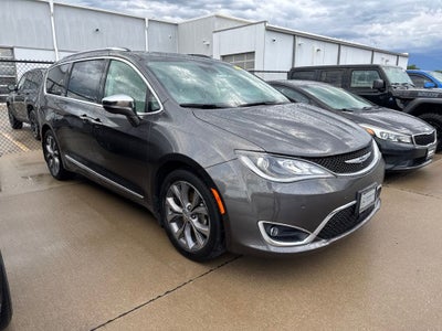 2019 Chrysler Pacifica Limited