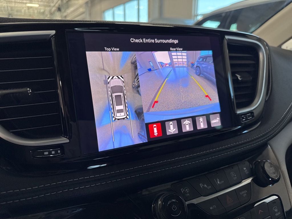 2024 Chrysler Pacifica Limited