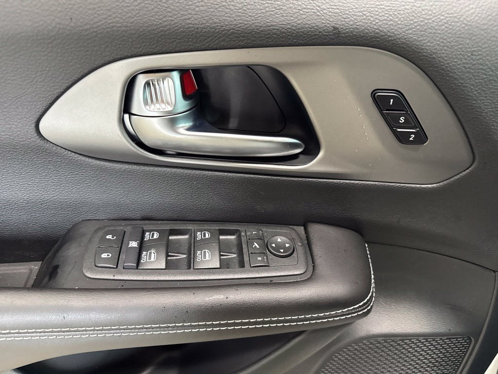 2027 Chrysler Pacifica PACIFICA LIMITED