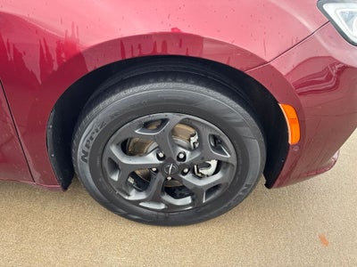 2021 Chrysler Pacifica Hybrid Touring L