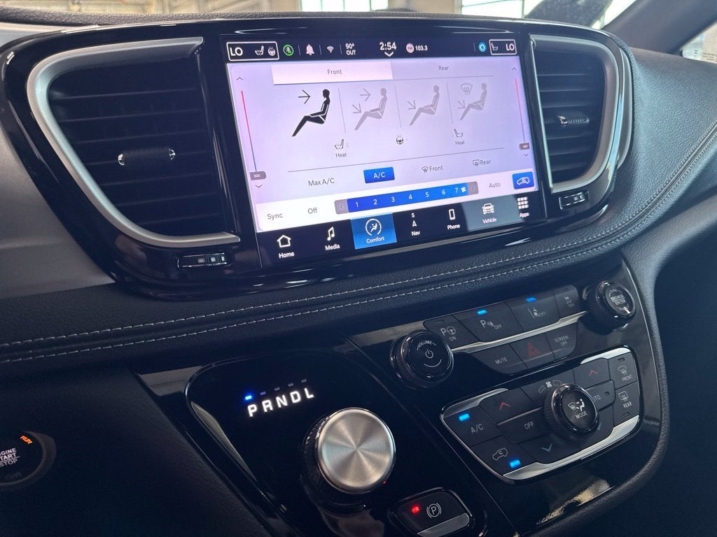 2024 Chrysler Pacifica Hybrid S Appearance Pkg