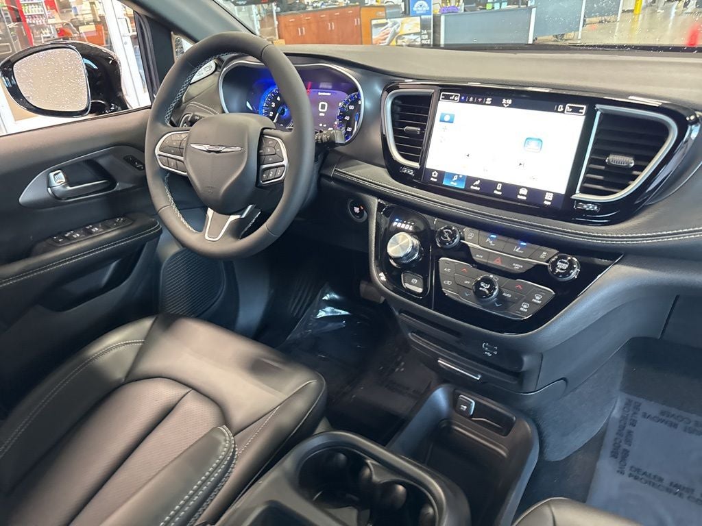 2026 Chrysler Pacifica PACIFICA SELECT AWD