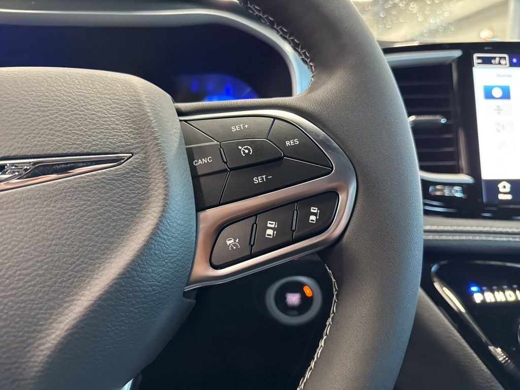 2026 Chrysler Pacifica PACIFICA SELECT AWD