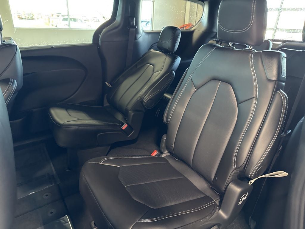 2026 Chrysler Pacifica PACIFICA SELECT AWD