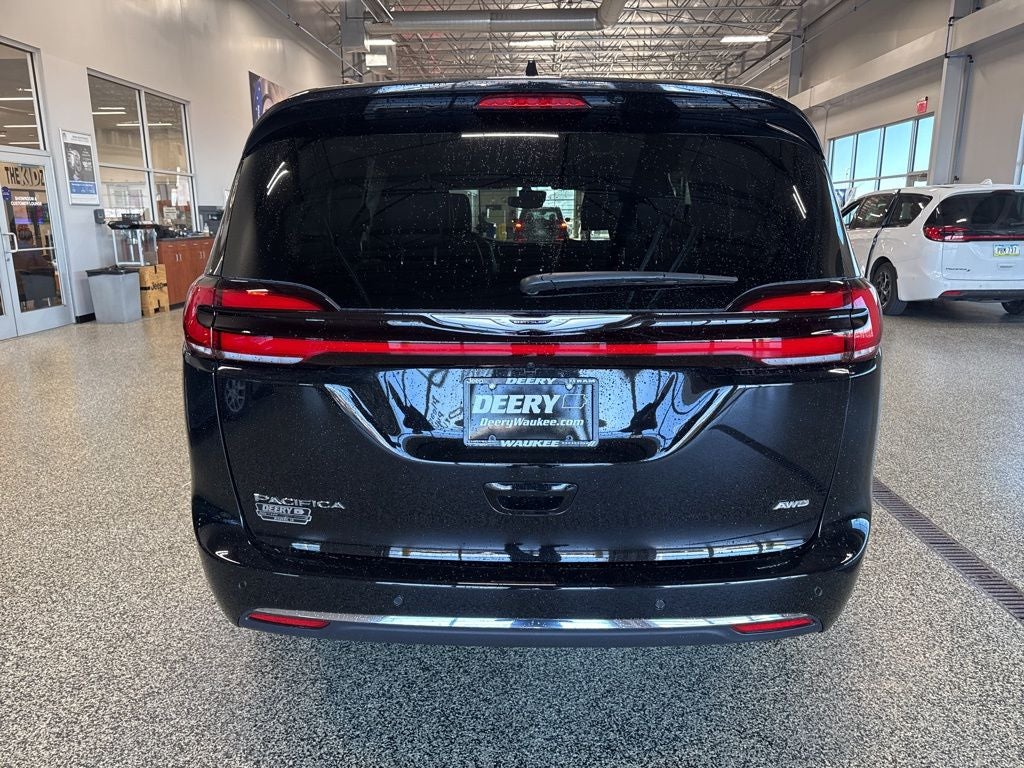 2026 Chrysler Pacifica PACIFICA SELECT AWD
