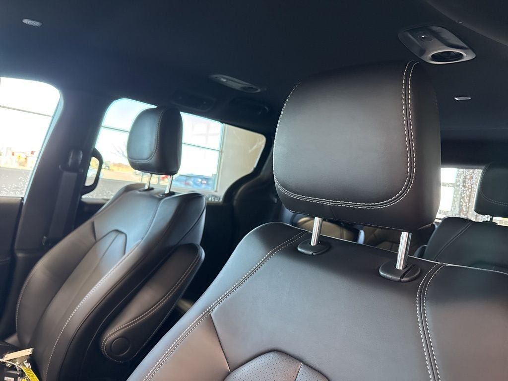 2026 Chrysler Pacifica PACIFICA SELECT AWD