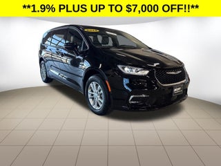 2026 Chrysler Pacifica PACIFICA SELECT AWD