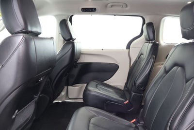 2022 Chrysler Pacifica Touring L AWD