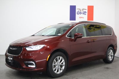 2022 Chrysler Pacifica Touring L AWD