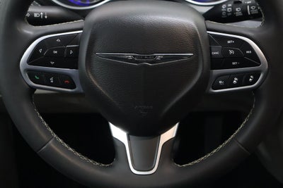 2022 Chrysler Pacifica Touring L AWD