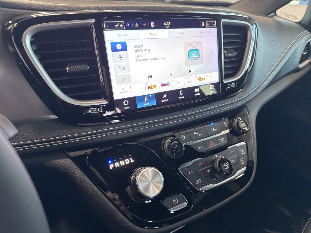 2026 Chrysler Pacifica PACIFICA SELECT AWD