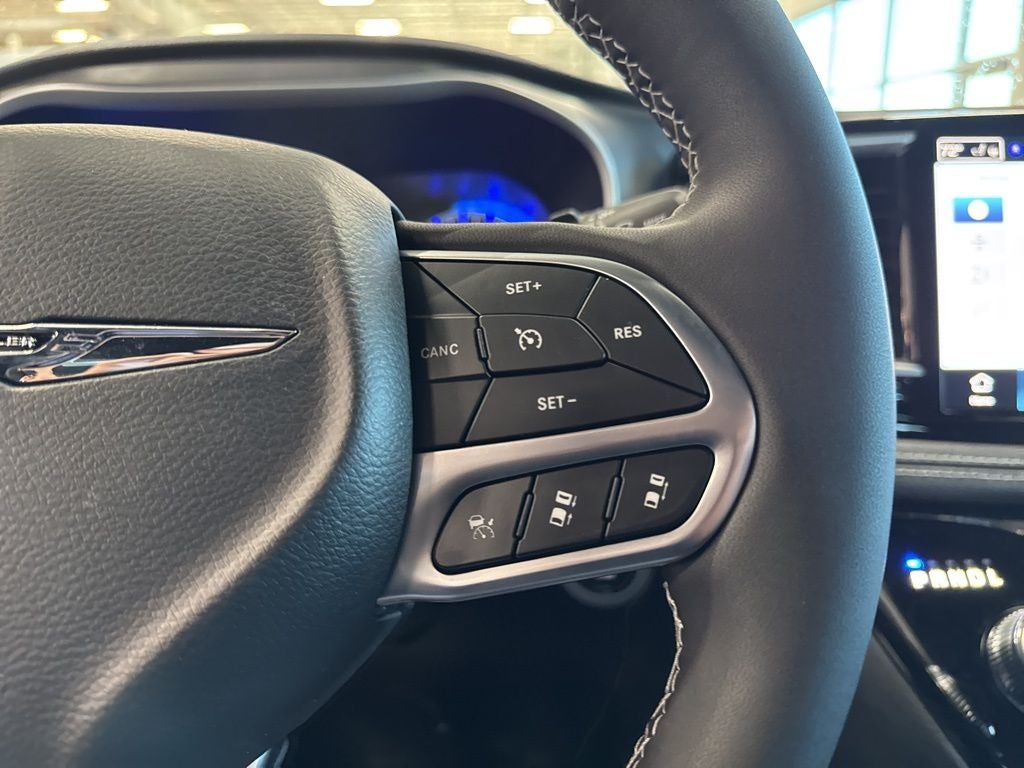 2026 Chrysler Pacifica PACIFICA SELECT AWD