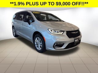 2026 Chrysler Pacifica PACIFICA SELECT AWD