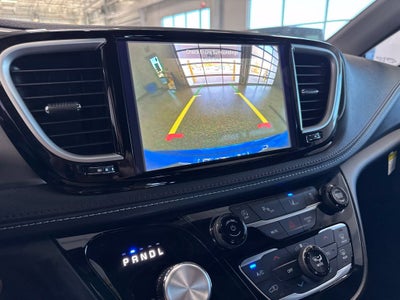2027 Chrysler Pacifica PACIFICA SELECT AWD