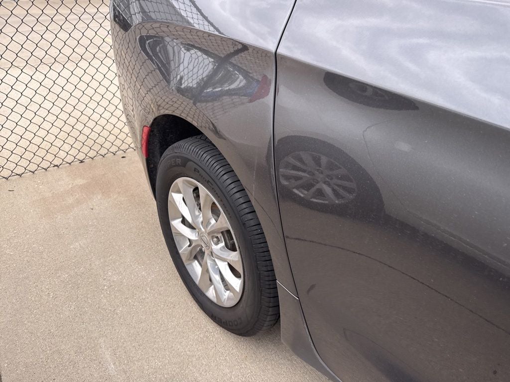 2022 Chrysler Pacifica Touring L AWD