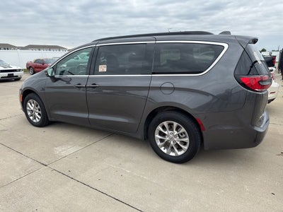 2022 Chrysler Pacifica Touring L AWD