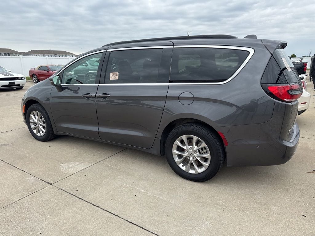 2022 Chrysler Pacifica Touring L AWD