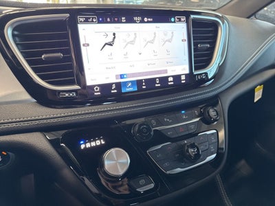 2026 Chrysler Pacifica PACIFICA LIMITED AWD