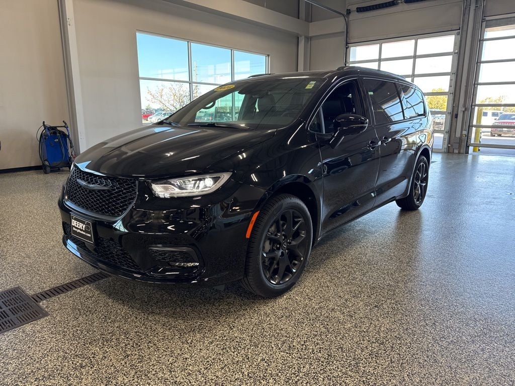 2026 Chrysler Pacifica PACIFICA LIMITED AWD
