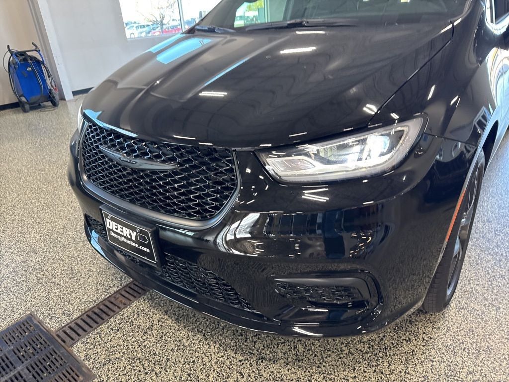 2026 Chrysler Pacifica PACIFICA LIMITED AWD