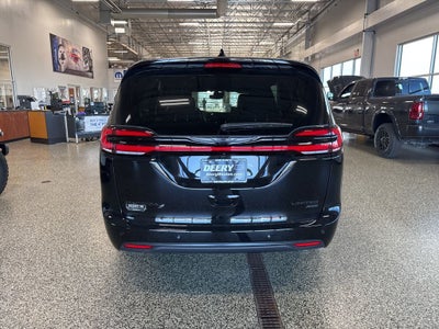 2026 Chrysler Pacifica PACIFICA LIMITED AWD