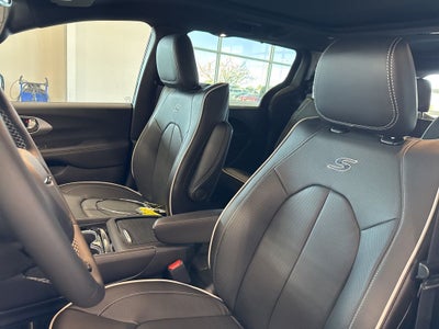 2026 Chrysler Pacifica PACIFICA LIMITED AWD