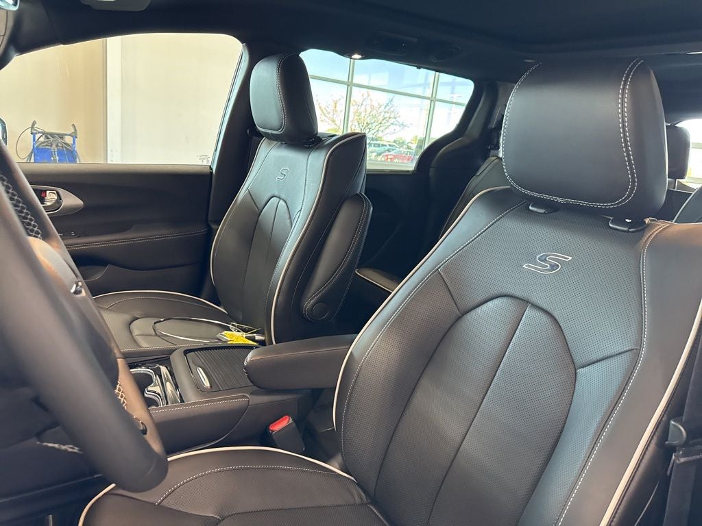 2026 Chrysler Pacifica PACIFICA LIMITED AWD