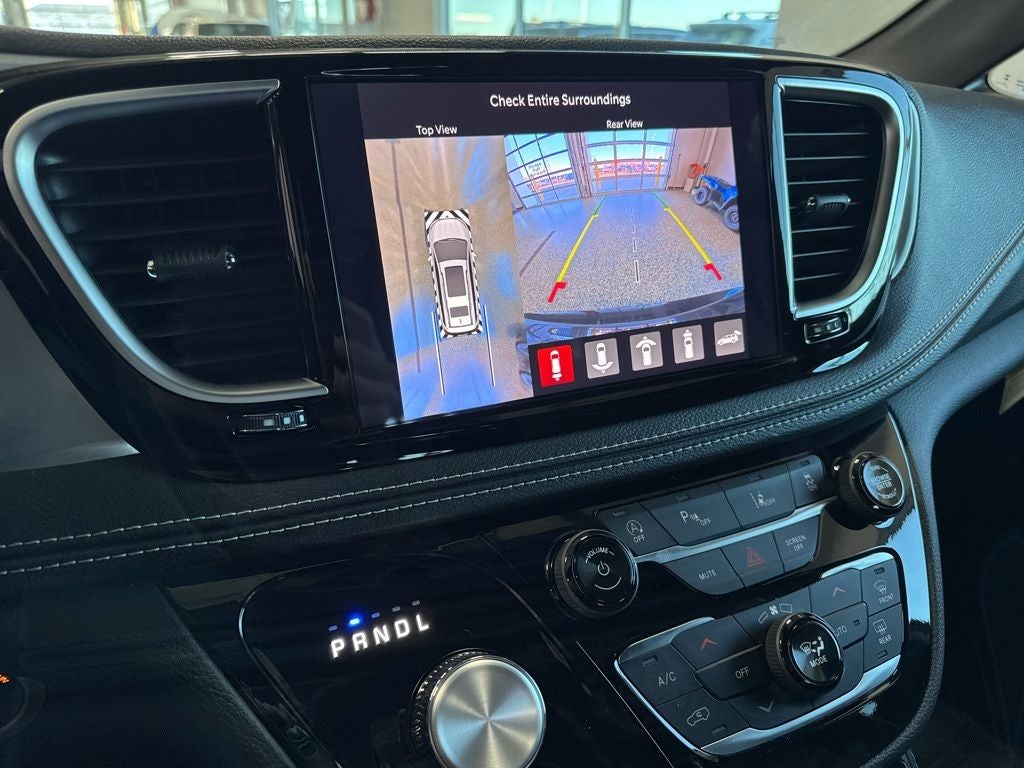 2026 Chrysler Pacifica PACIFICA LIMITED AWD