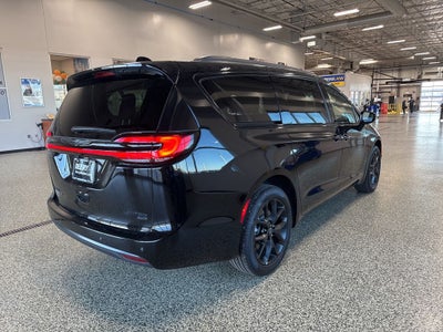 2026 Chrysler Pacifica PACIFICA LIMITED AWD