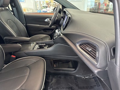 2026 Chrysler Pacifica PACIFICA LIMITED AWD