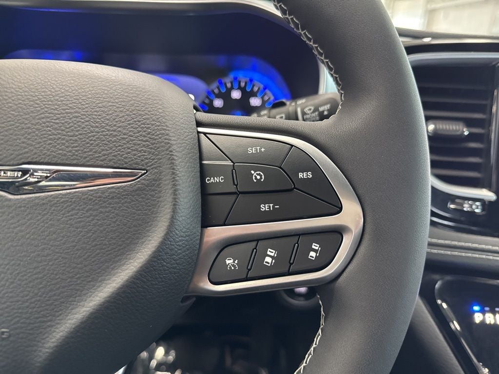 2026 Chrysler Pacifica PACIFICA LIMITED AWD