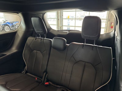 2026 Chrysler Pacifica PACIFICA LIMITED AWD