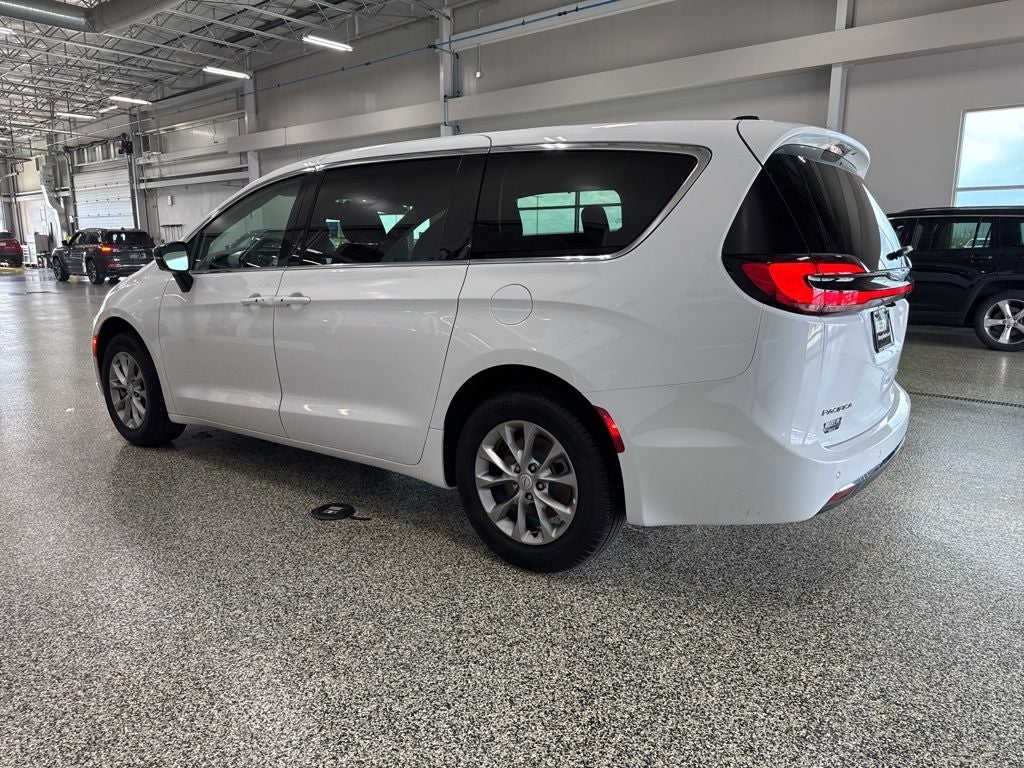 2026 Chrysler Pacifica PACIFICA LIMITED AWD