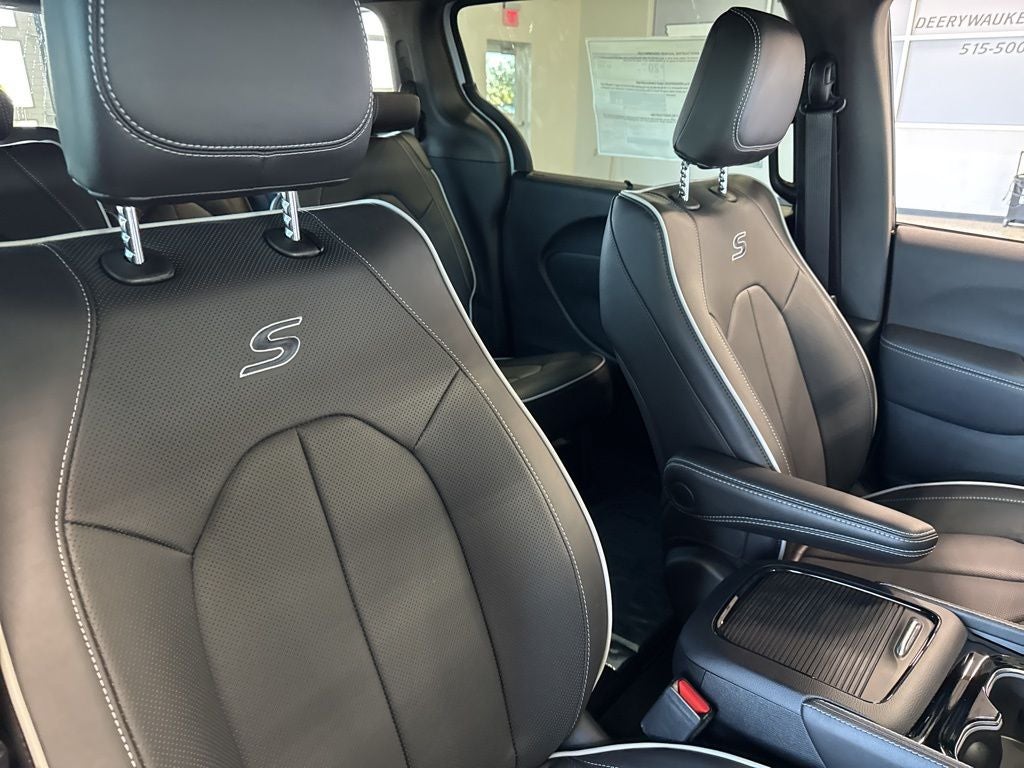 2026 Chrysler Pacifica PACIFICA LIMITED AWD