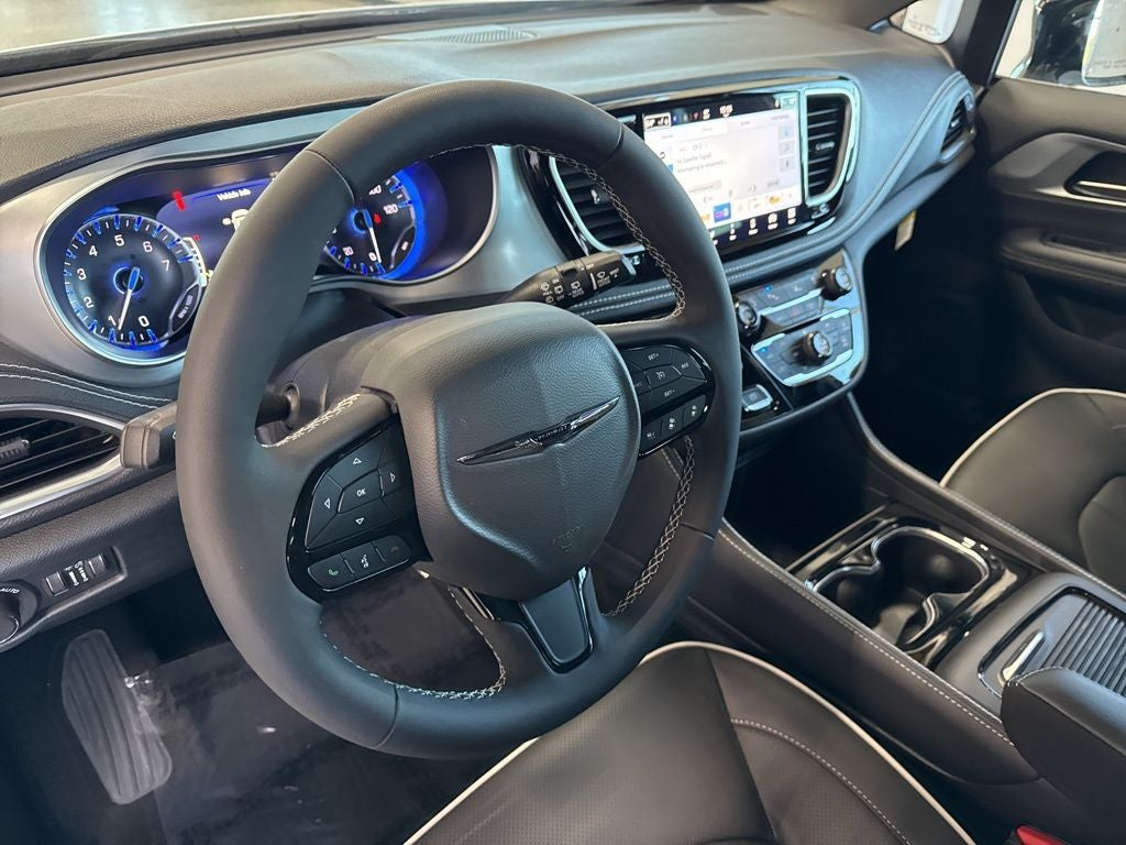 2026 Chrysler Pacifica PACIFICA LIMITED AWD