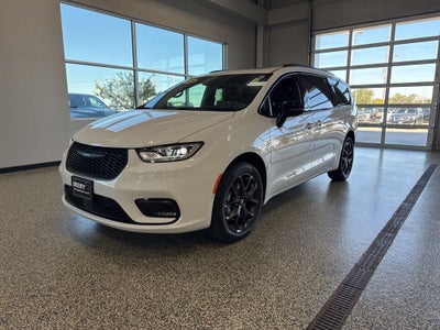 2026 Chrysler Pacifica PACIFICA LIMITED AWD