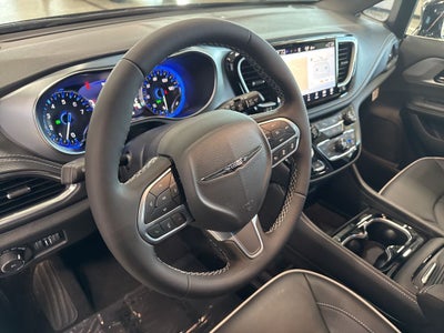2026 Chrysler Pacifica PACIFICA LIMITED AWD