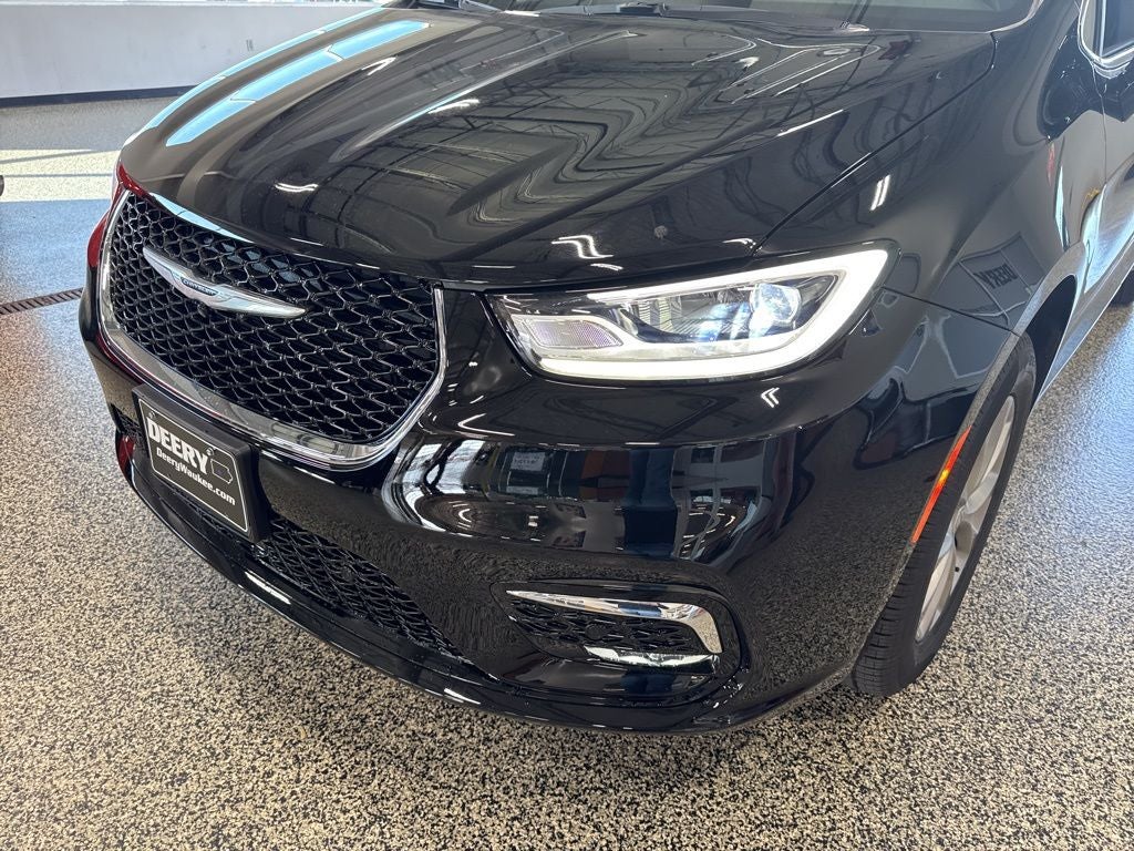 2026 Chrysler Pacifica PACIFICA LIMITED AWD