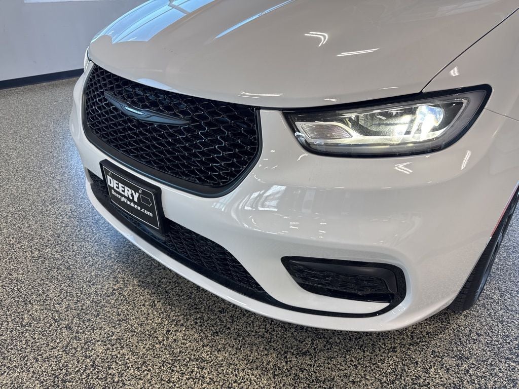 2026 Chrysler Pacifica PACIFICA LIMITED AWD