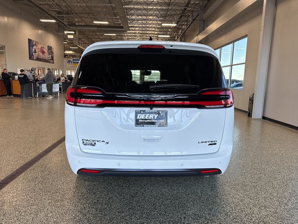 2026 Chrysler Pacifica PACIFICA LIMITED AWD