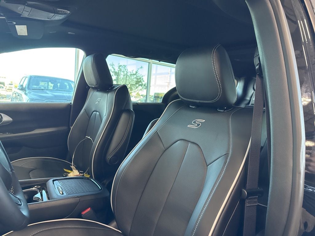 2026 Chrysler Pacifica PACIFICA LIMITED AWD