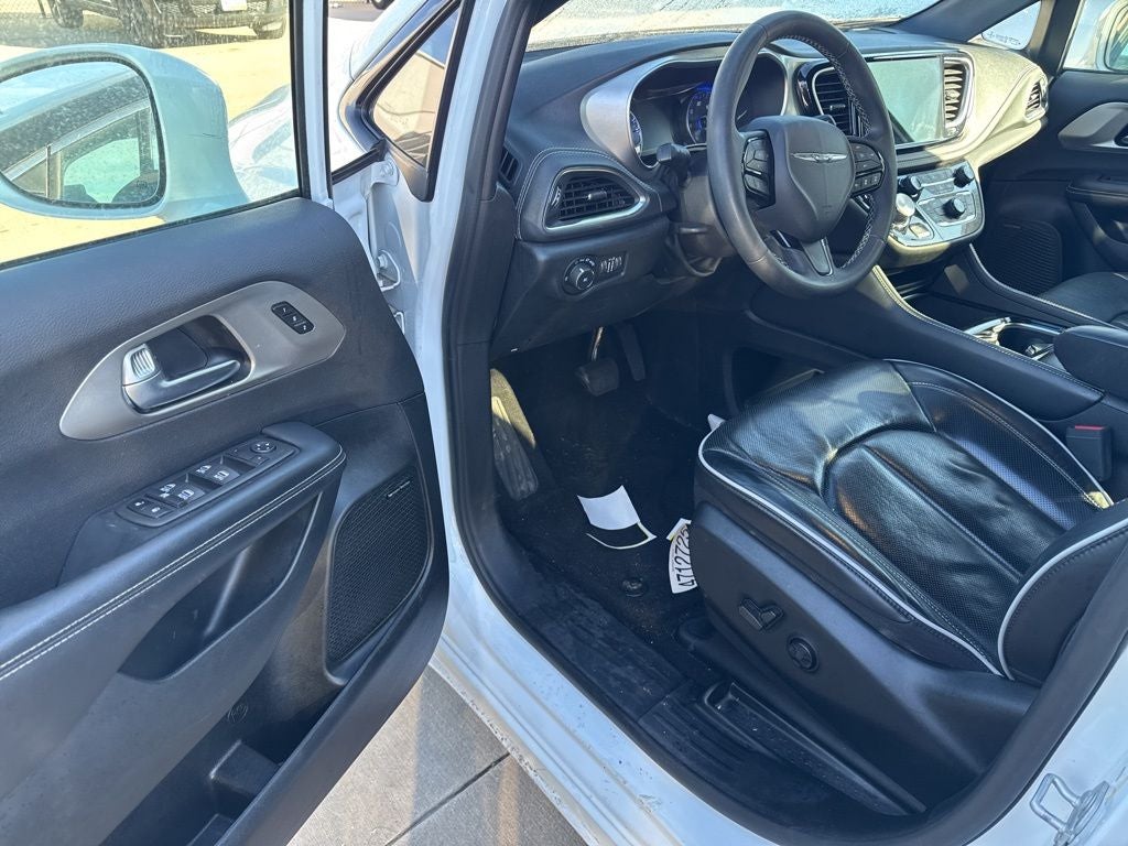 2022 Chrysler Pacifica Limited AWD