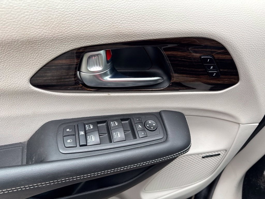 2024 Chrysler Pacifica Limited AWD