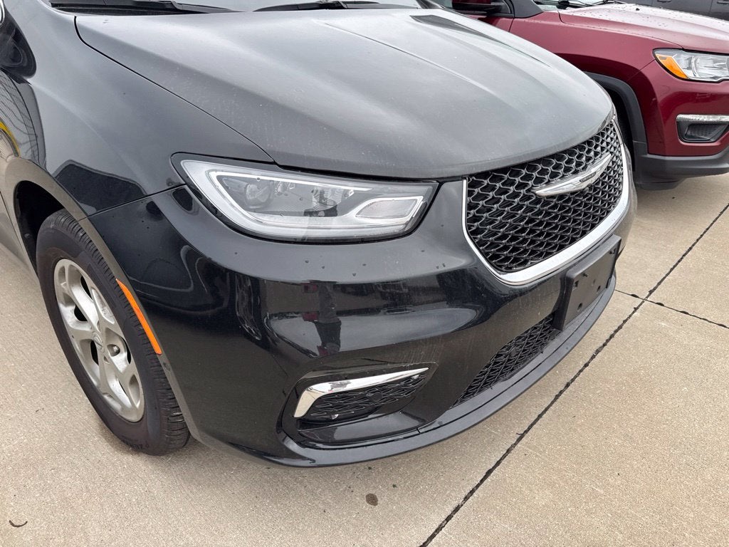 2024 Chrysler Pacifica Limited AWD